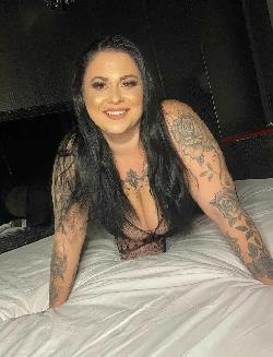 Wien Liebe Gentleman!<br />
Ich komme aus Ungarn, bin 39 Jahre alt.<br />
☆☆☆☆Milf☆☆☆☆<br />
15min 40<br />
30min 60<br />
1st 100<br />
***ohne zeitdruck***<br />
Komm einfach