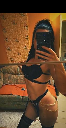 Hure   Wien Sexy Junge EvelynStudio Royal